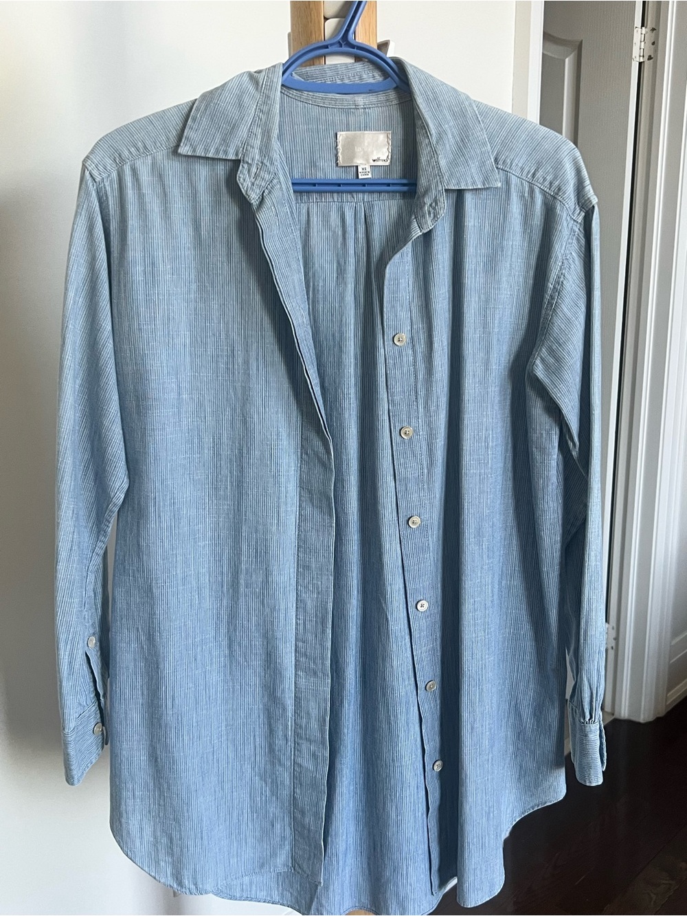 Aritzia Wilfred Denim Shirt